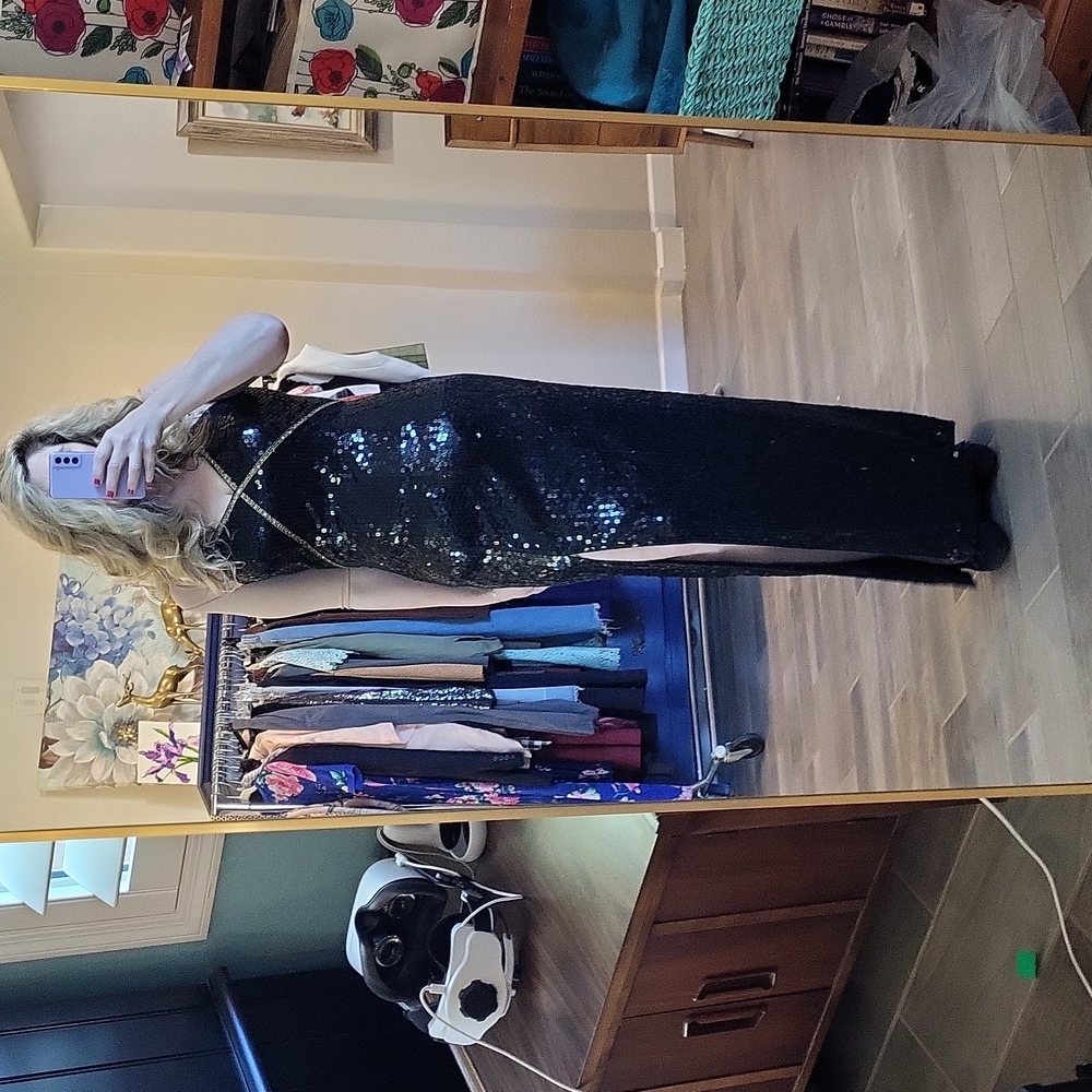 Scala Black Sequin Formal Gown With Gold Sequin B… - image 7